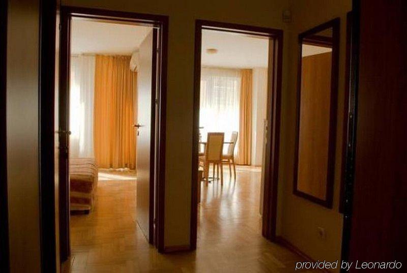 Dunav House