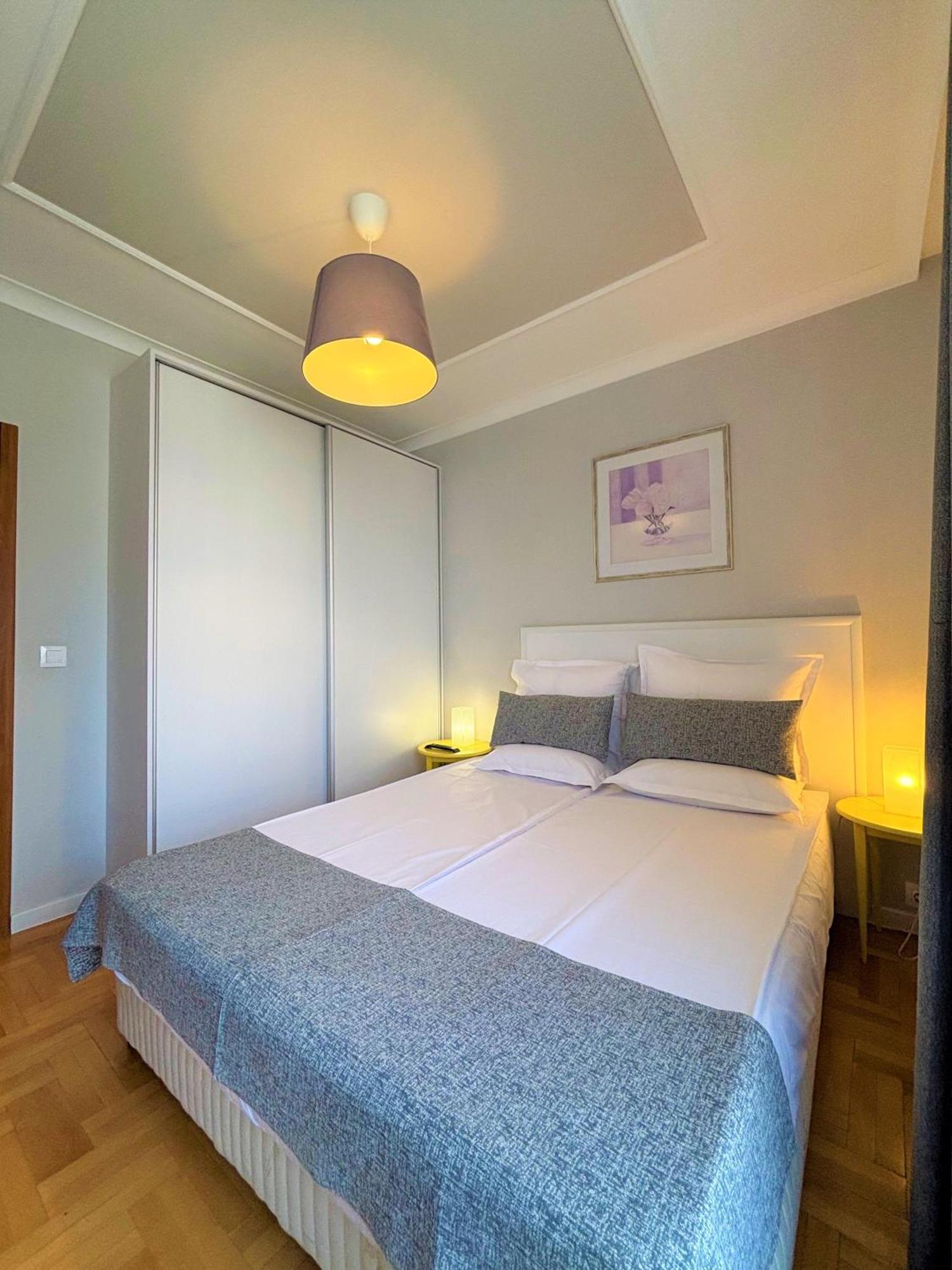 Dunav House